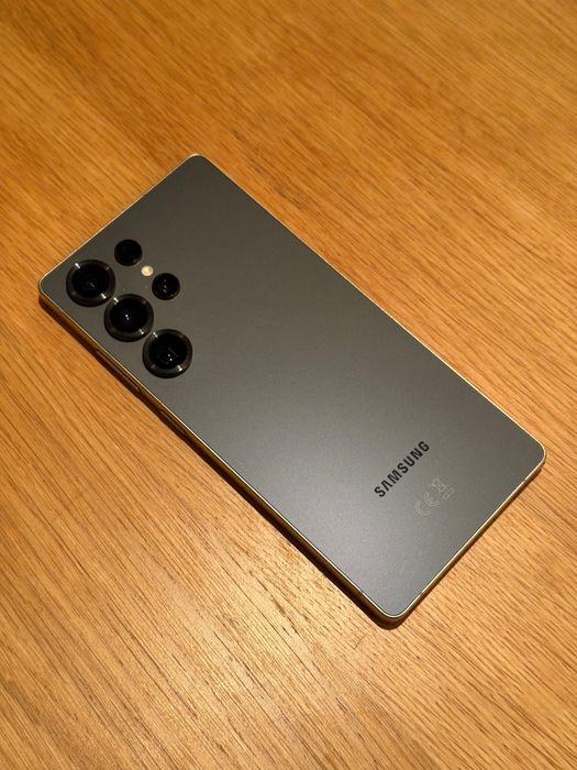 S25 Ultra 256GB Preto + 2 capas Spigen