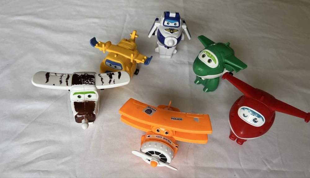 Робокар Поли - мусороперерабатывающий завод и полицейский участок