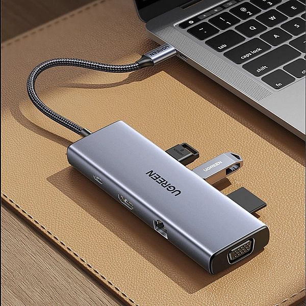 Adapter Ugreen CM498, 15600 USB-C - 3x USB-A 3.0 / HDMI / VGA / RJ45 /
