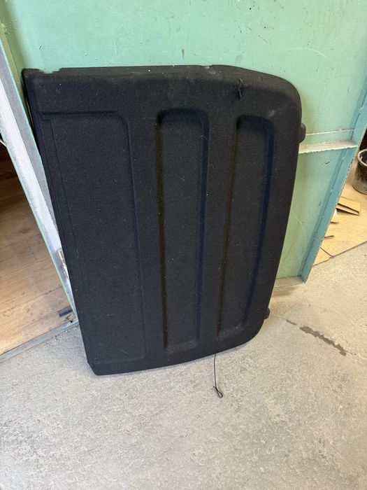 Półka do bagażnika Renault Arkana