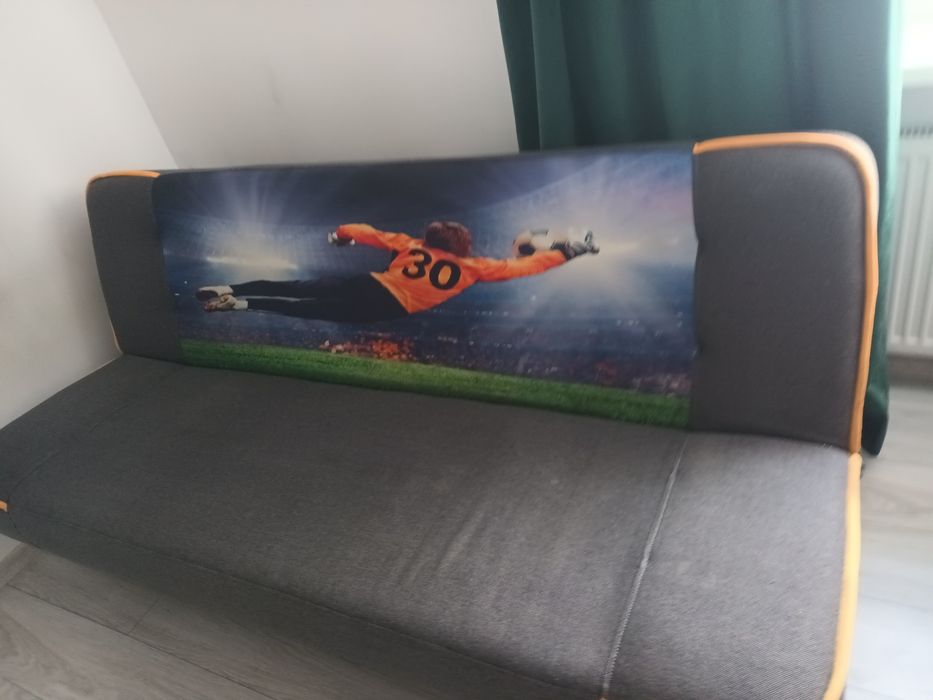 Oddam    za darmo   kanapę