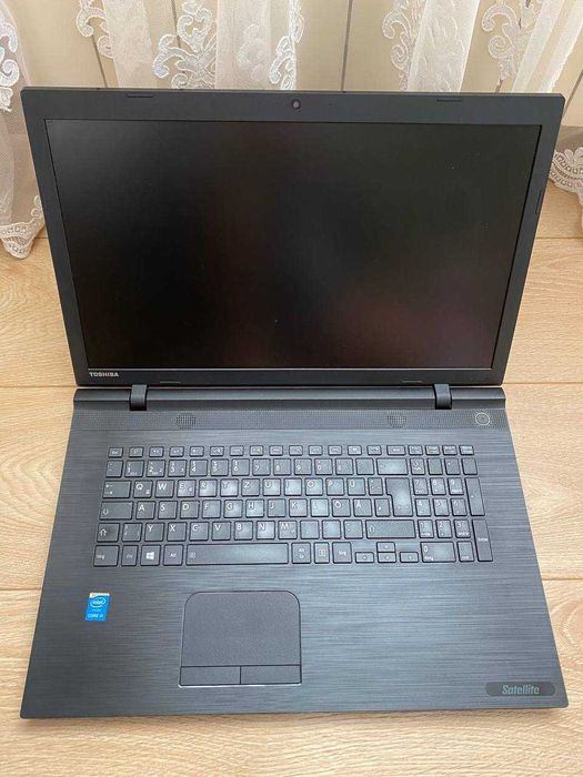 Ноутбук Toshiba Satellite C70-C-182 (17.3, i3-5015 4x2.1, 8Gb, 256Gb)