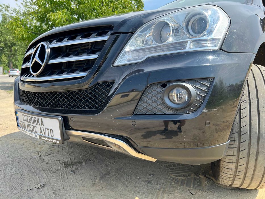 Передний бампер Mercedes ML W164 передній бампер МЛ 164 С197 Рестайл