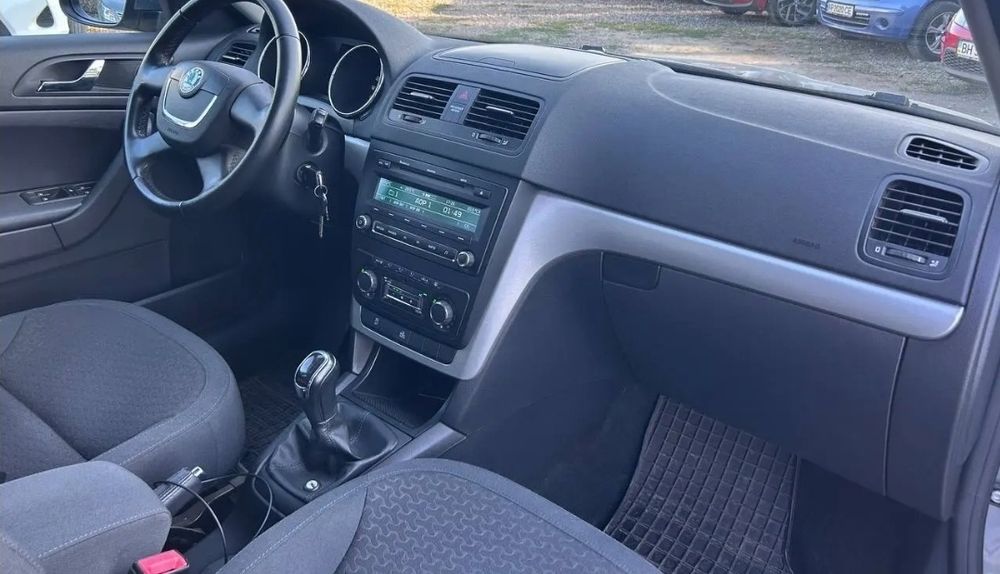 Салон Skoda Yeti сидіння,сиденья