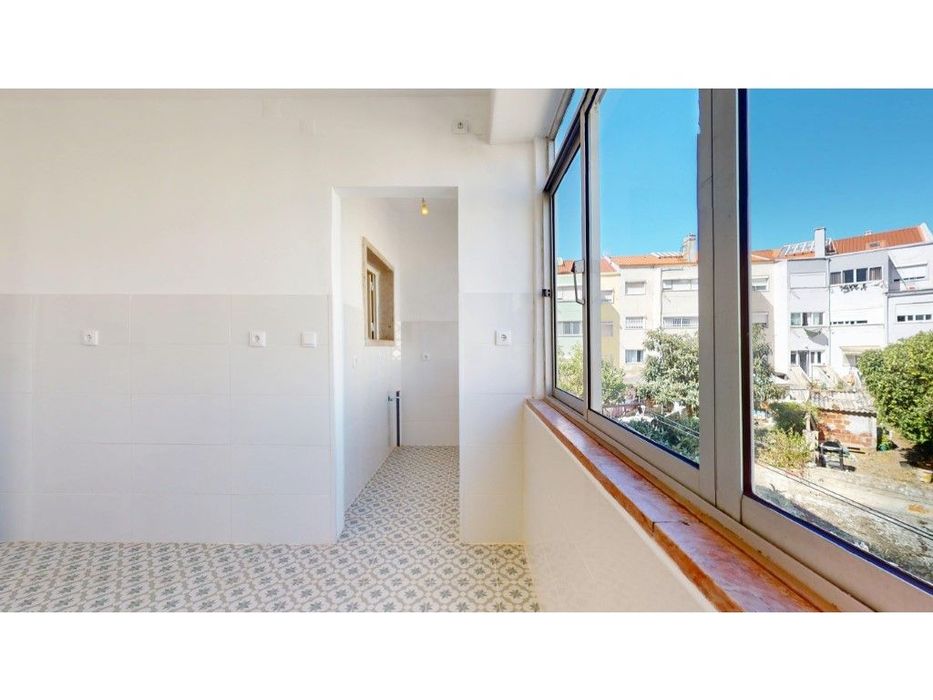 T2 com 84 m² na Amadora