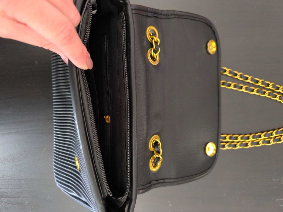 Mala preta com alça nova