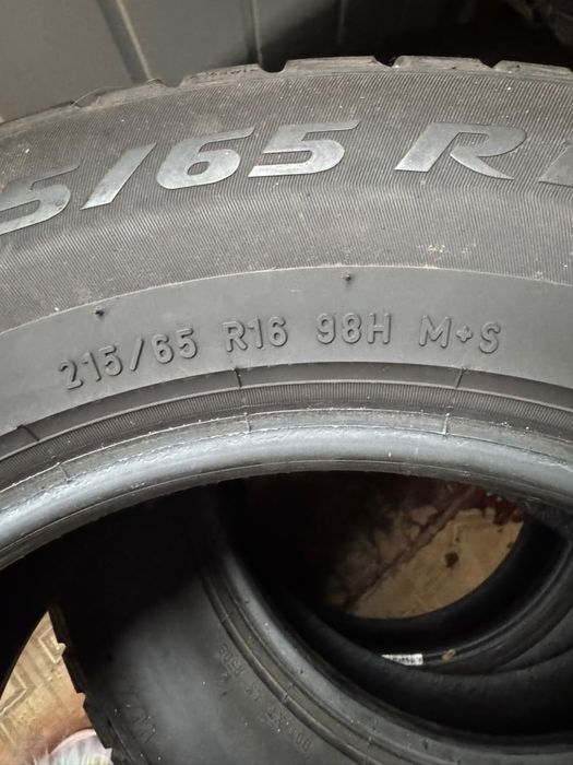 Шини для автомобіля Pirelli Winter Sottozero 2 215/65 R16 98H  комплект
