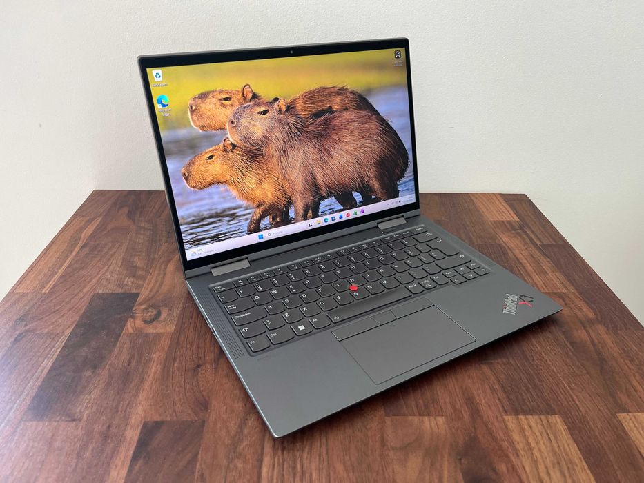 ThinkPad X1 Yoga Gen 6 - i5-1145G7/16GB RAM/256GB NVMe/Teclado PT-PT/Bateria 100%