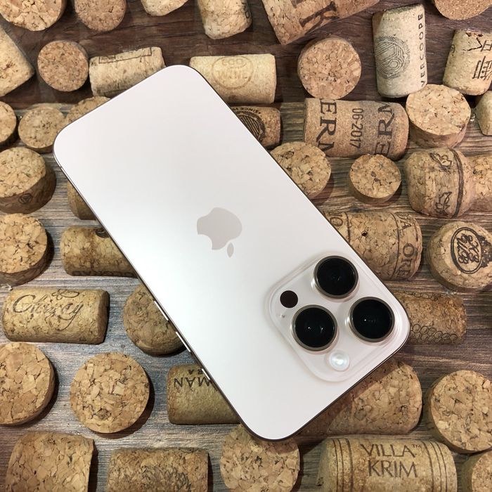 Apple iPhone 16 Pro 128Gb Desert Titanium. Стан нового телефону!