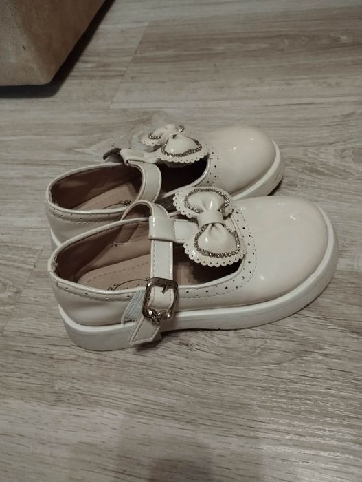 Туфлі для дівчаток