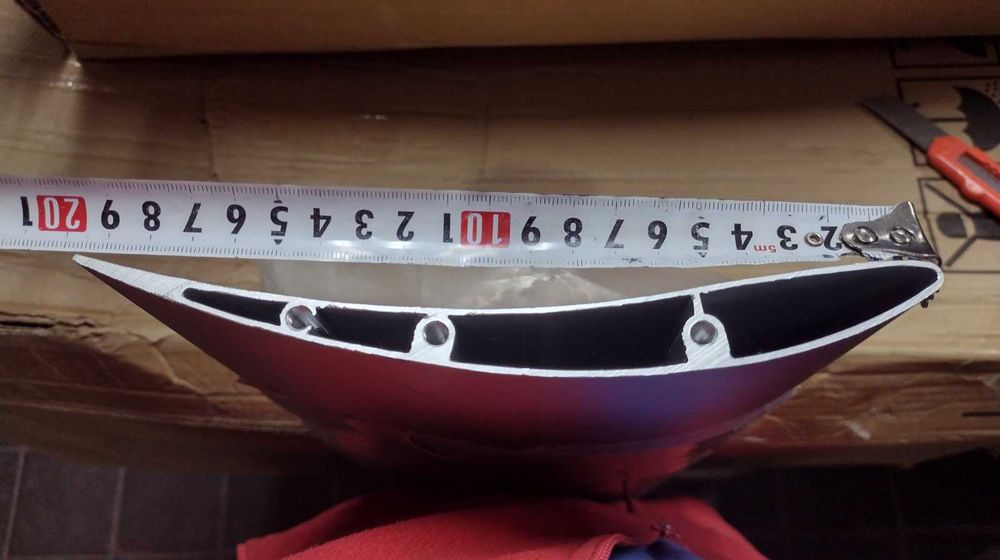 Спойлер антикрыло на багажник фирменный заводской пластик!!! козырек