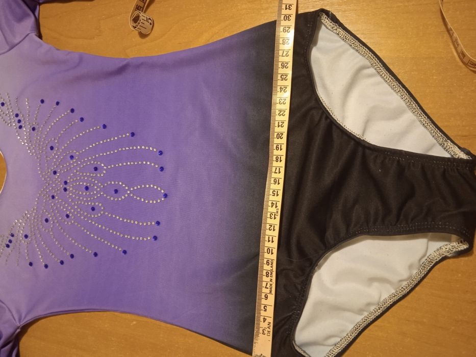 Купальник для художественной гимнастики. Длина от плеча 58 см.