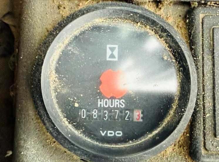 Гусеничний екскаватор VOLVO EC140 BLC з ковшом 2006 р