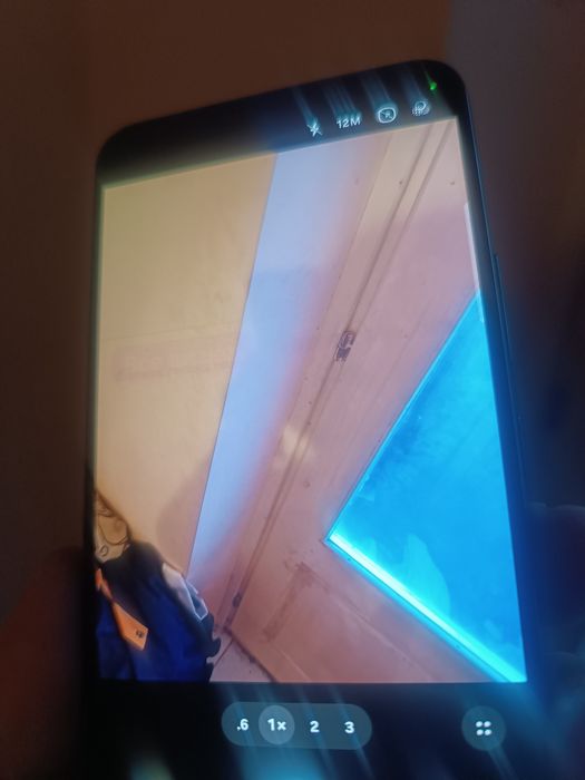 Продам телефон Samsung s22 128gb