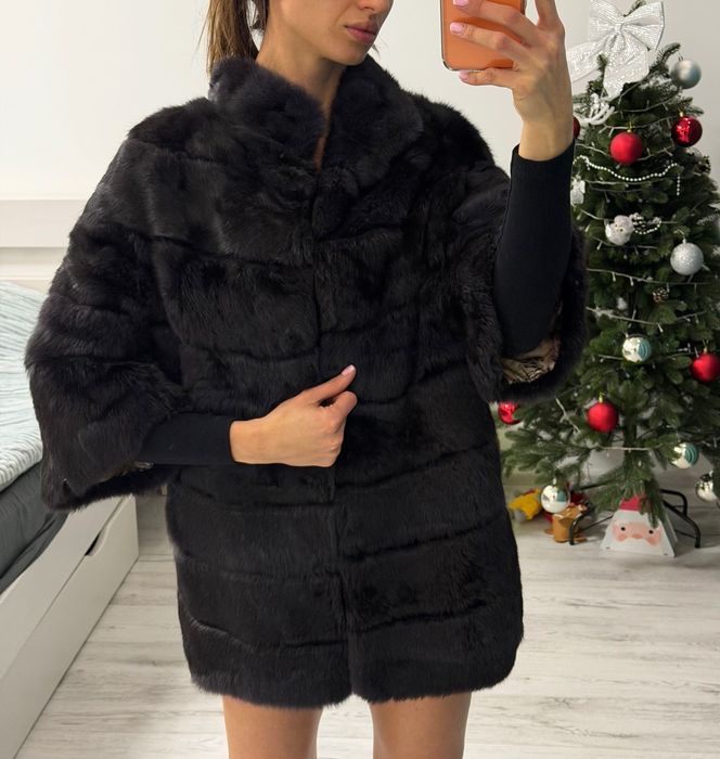 Шуба з кролика в ідеальному стані