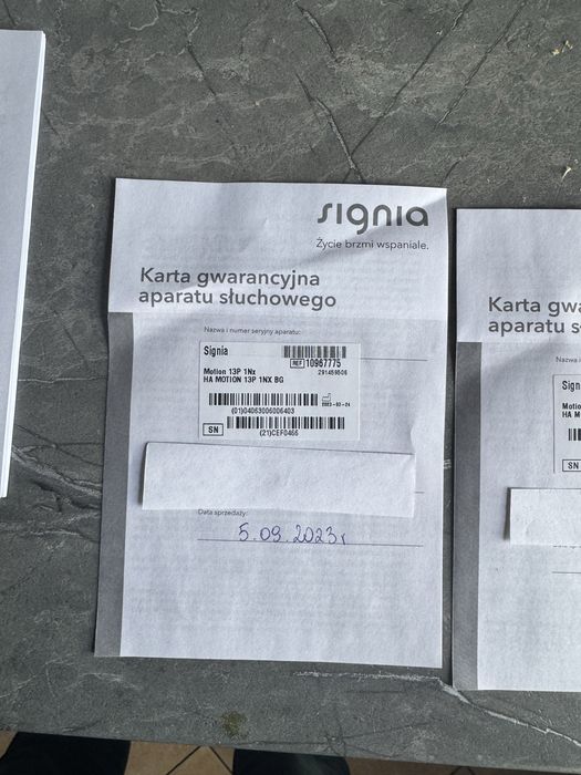 Sprzedam sluchawki  dls osoby słabo słyszącej . Cena do negocjacji