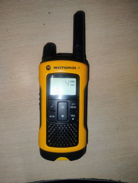 Рація Motorola TLKR T80
