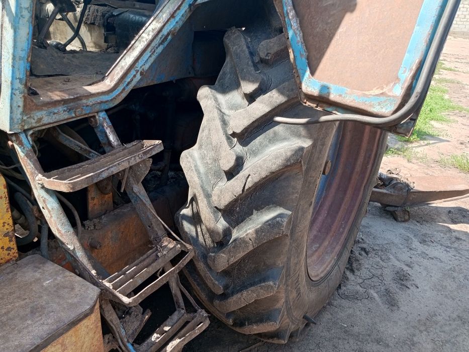 Продам екскаватор
