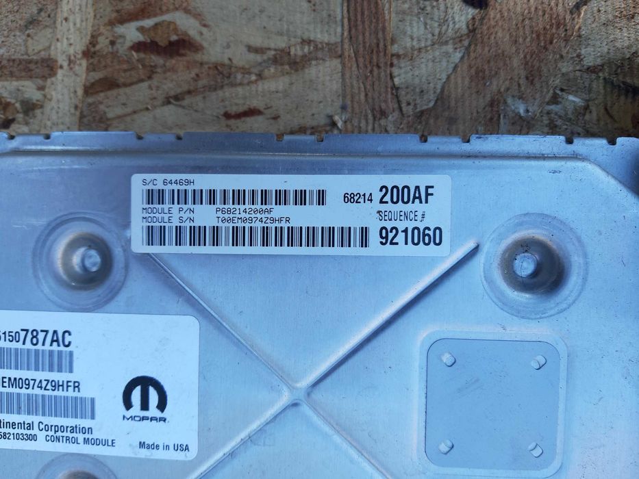 Komputer silnika kluczyk DODGE CHARGER 2014r 3.6