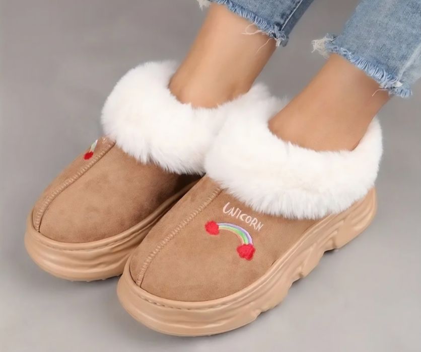 Cieplutkie buty damskie.