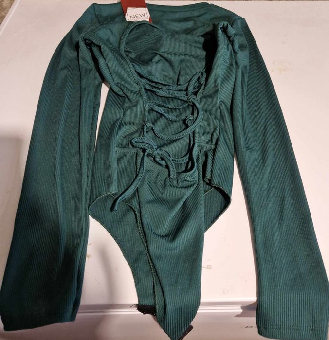 Vendo bodys novos de mulher