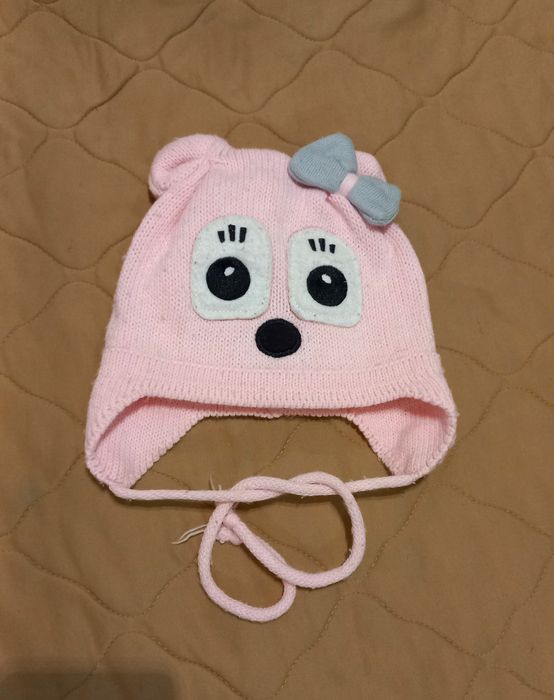 Шапка на дівчинку утеплена