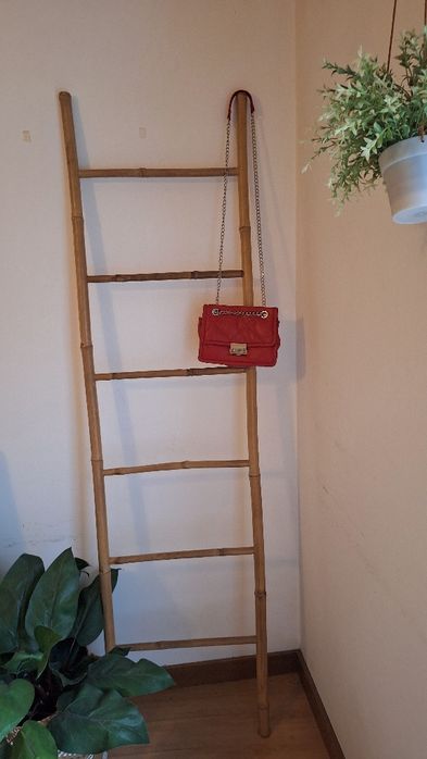 Carteira vermelha Stradivarius