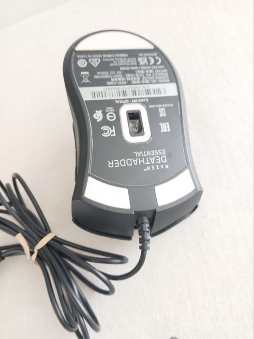 Rato/Mouse Razer DeathAdder Essential (versão com sensor de 6400 DPI)