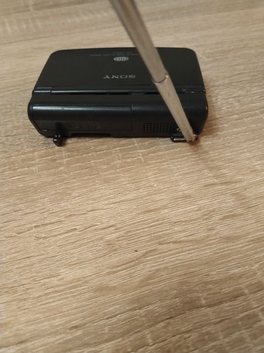 Радиоприемник Sony icf-c2500
