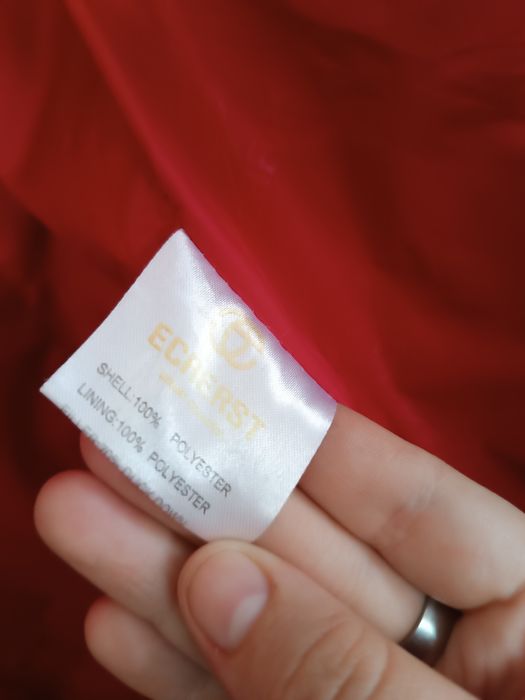 Продам пальто ecaerst