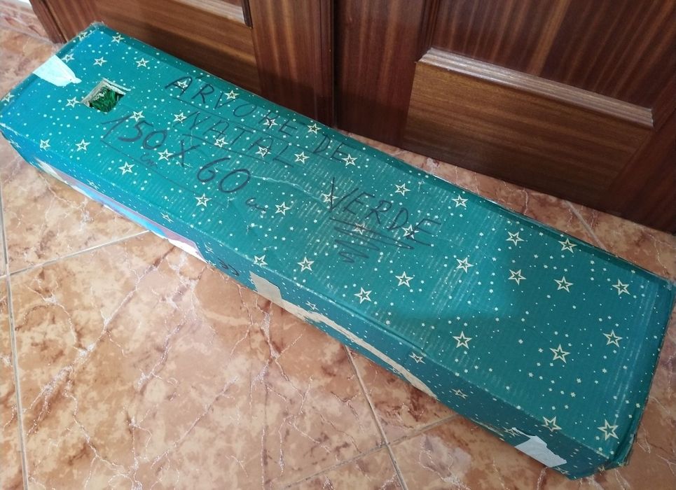 Árvore de natal casa quarto apartamento vivenda escritório gabinete.