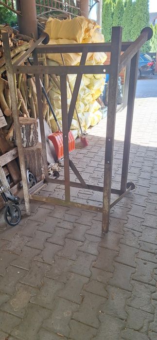 Stół  warsztatowy ..Bardzo solidny i ciężki..