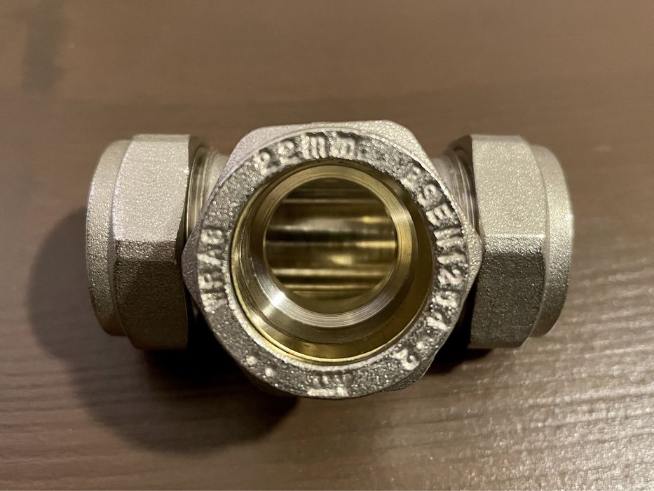 Tê Bicone Inox 22 x 22 x 22mm (6unidades)