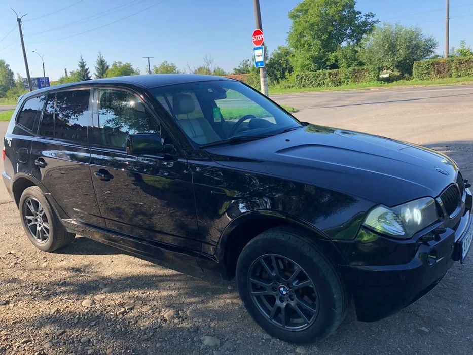 BMW X3 3.0d для військового