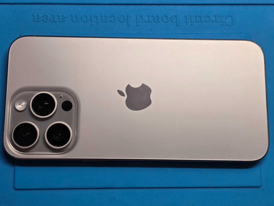 Używany - Apple iPhone 15 Pro Max 512GB Tytanowy - GSM Baranowo