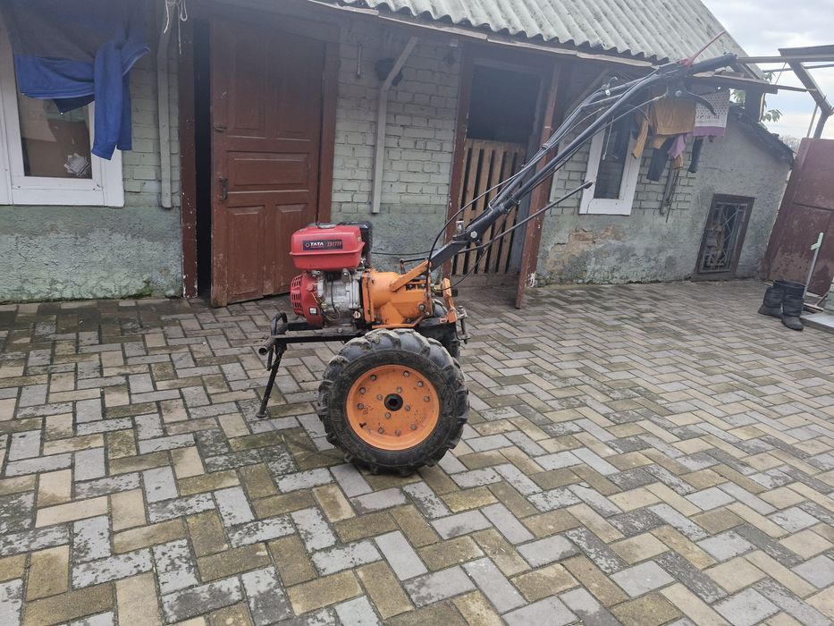 Продам мотоблок 9л.с.