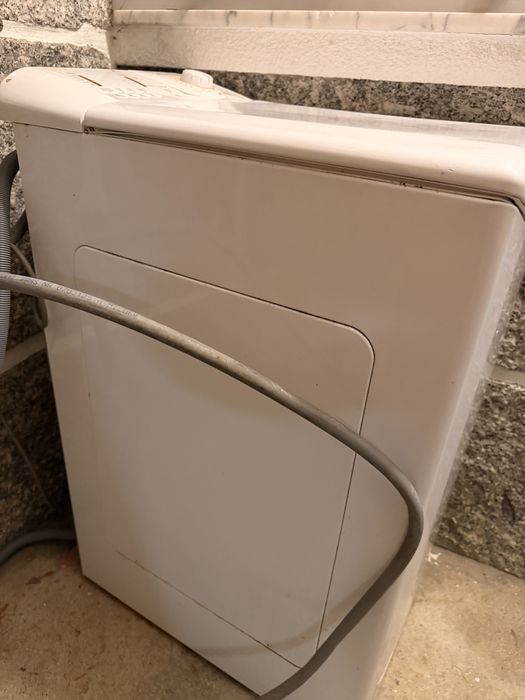 Máquina de Lavar Roupa Candy Smart CTG 116 – 6 kg | 1100 rpm