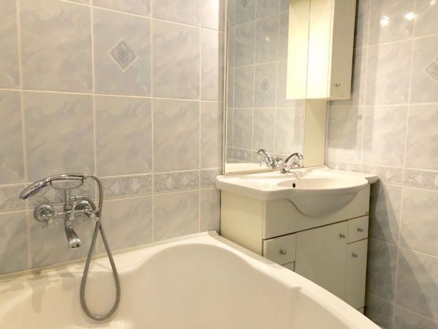 3 кім. Центр, Новобудова