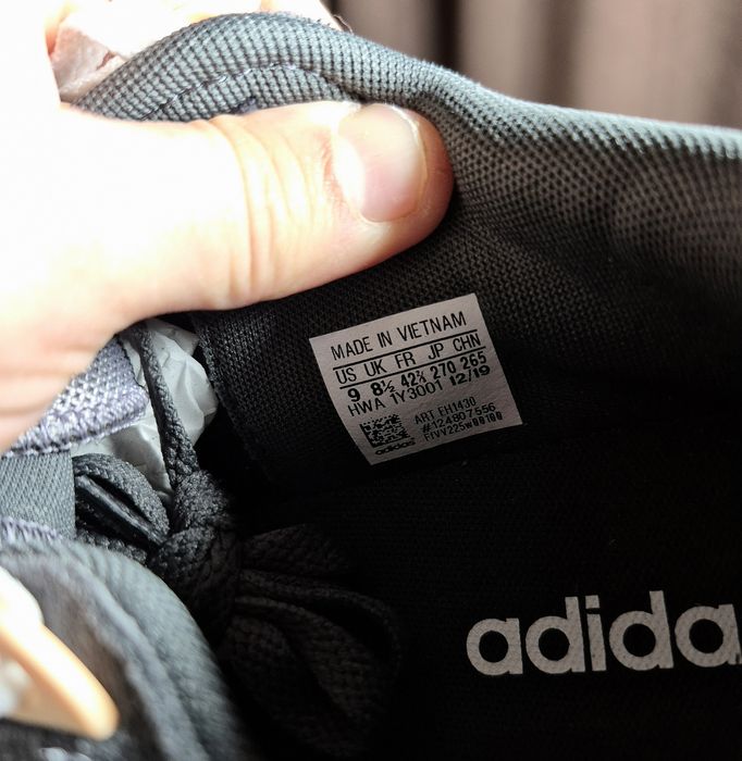 Оригінал 100% Чоловічі кроссівки  Adidas 8K 2020,модель FY8040(Розмір 42⅔-27см)