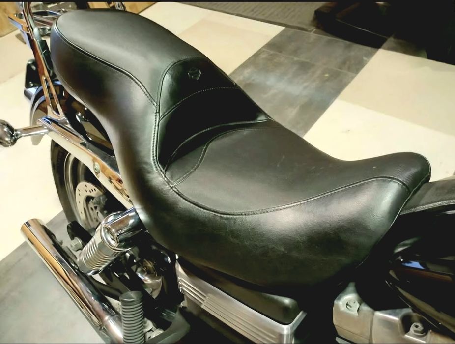 Banco Harley-Davidson Dyna  ( gel)