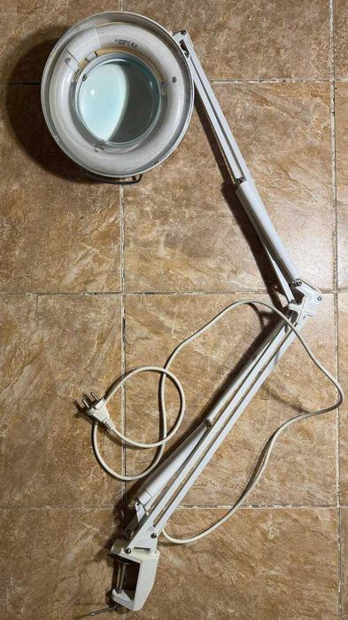 Лупа-лампа на струбціні 8064D 22W, діам-130мм