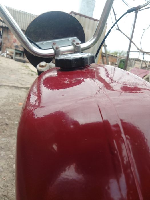 Продам мотоцикл " Delta 125cc " маленькое падение