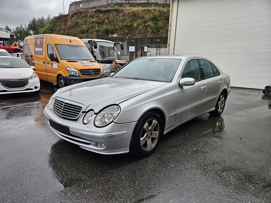 Mercedes-Benz E 320 CDi Avantgarde W211 de 2004 para peças