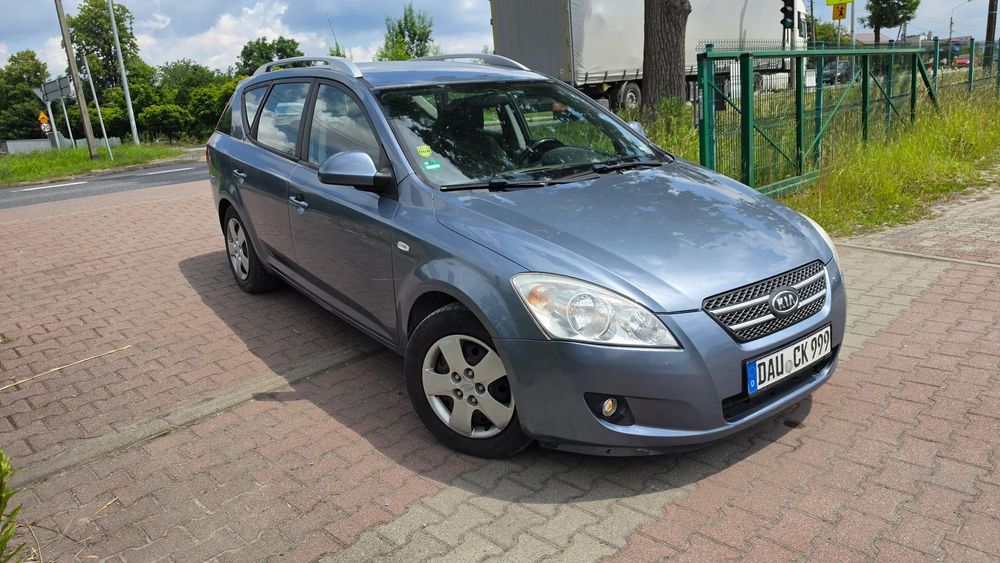Kia Ceed Bezwypadkowy Serwisowany Klimatyzacja Podgrzewane Fotele