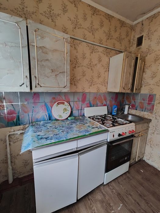 Продам 1 комнатная квартира Новые Дома,( 10 минут от метро Дворец Спорта ) пр. Байрона, рядом Рост