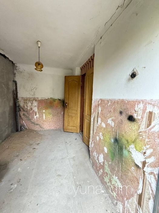 2 кімнатна квартира до ремонту|розтермінування|центр|м.Дубно