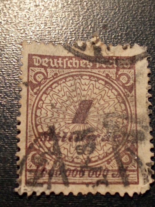2 selos de inflação 10Pf e 1 Bilhão MarK Alemanha - 1923 hiperinflação*