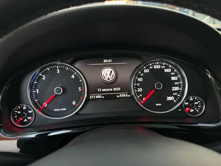 Volkswagen Touareg
