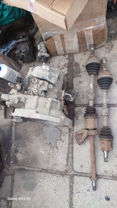 Коробка передач мг6 MG6 550 полуось