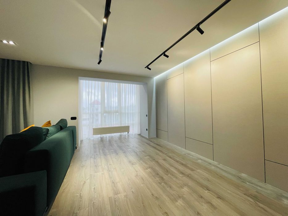 Продаж квартири з терасою новобудова близько центру Львів!